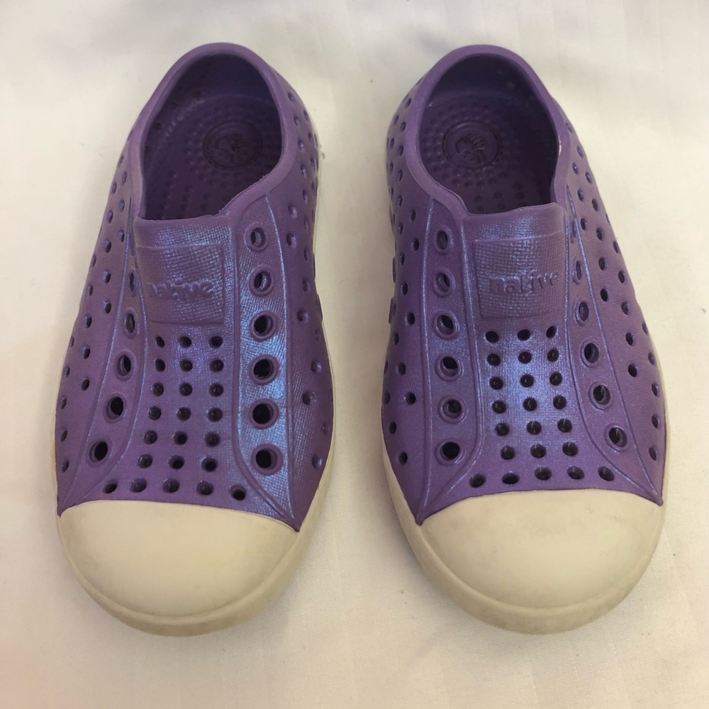 NATIVE Jefferson Bling Sparkle Purple Slip On Water Shoes - Size C7